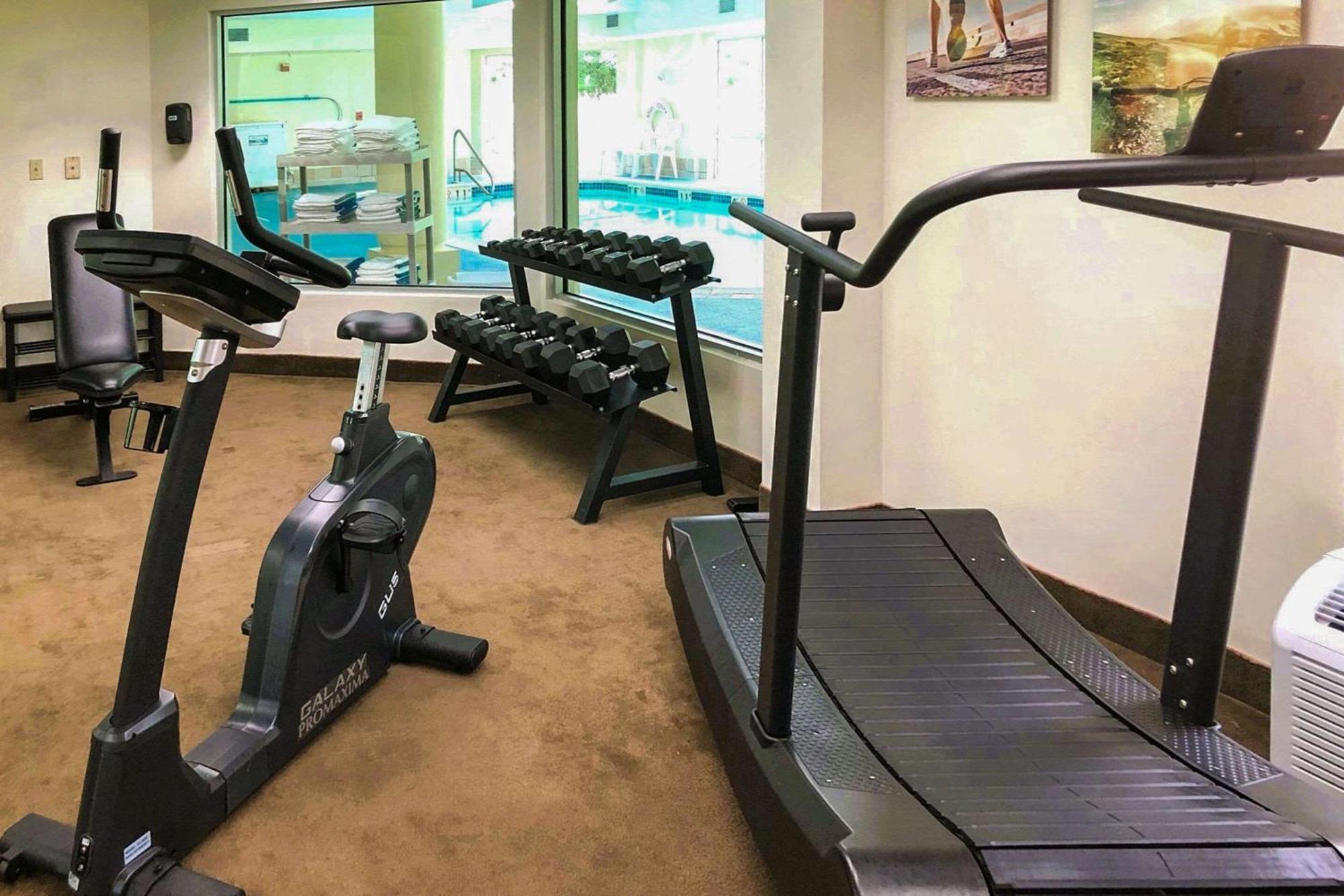 Comfort Inn & Suites מאונט פוקונו מראה חיצוני תמונה