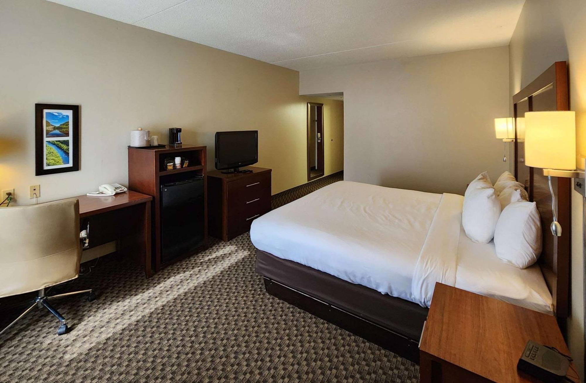 Comfort Inn & Suites מאונט פוקונו מראה חיצוני תמונה